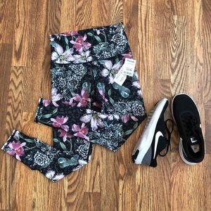 🍃 Brand New Floral Print Leggings 🌸